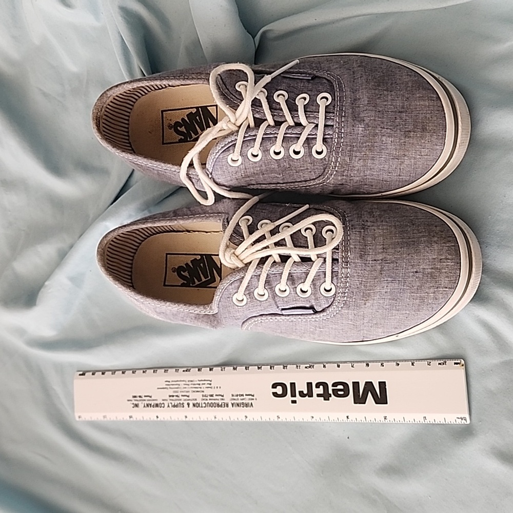 Vans light blue gray canvas shoes sz 8 womans sz 6.5 mens